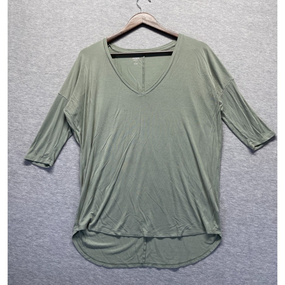Express T-Shirt Womens Medium Olive Relaxed Fit Curved Hi-Low Hem Deep V Neck